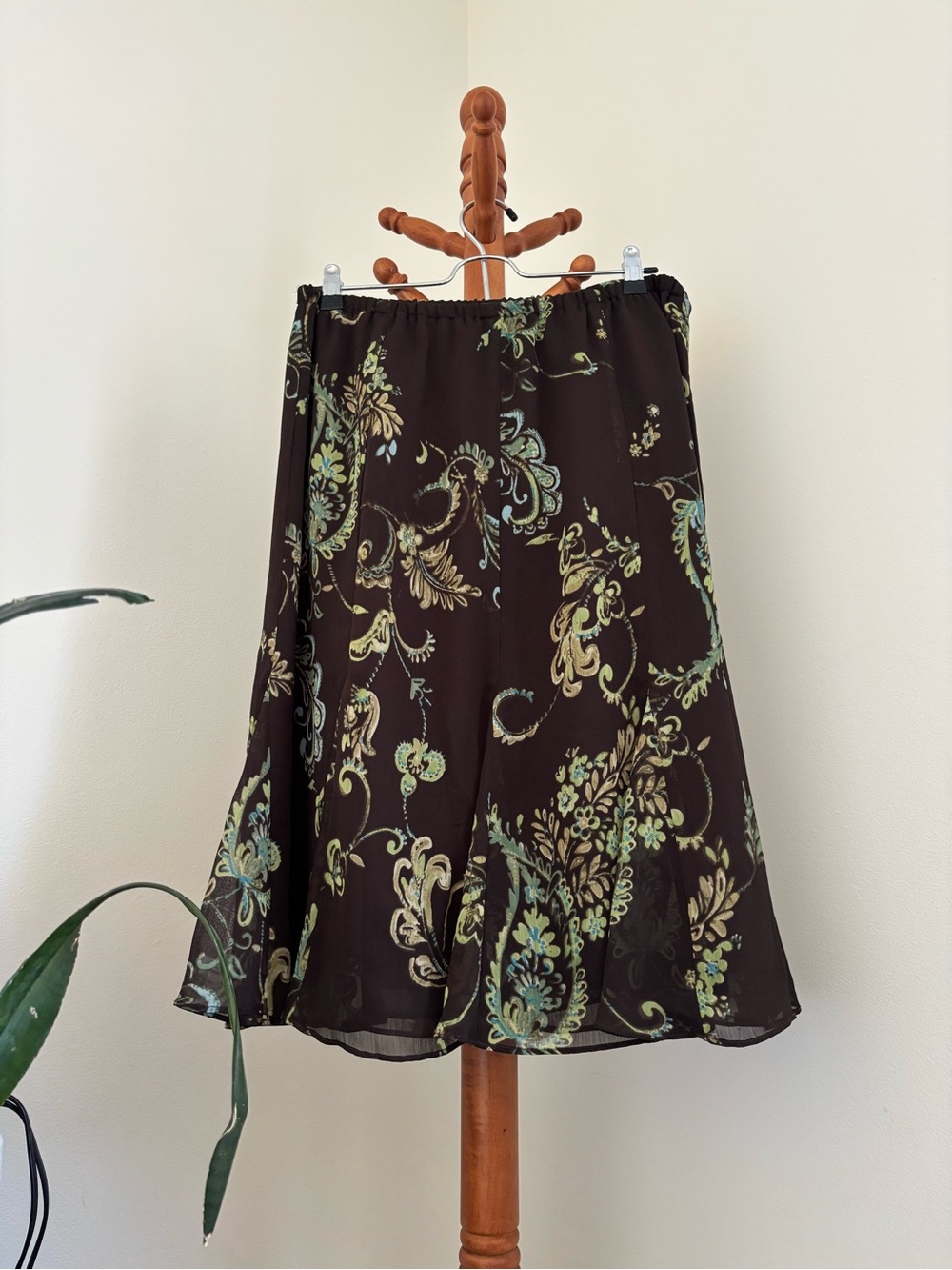 Y2K floral & brown flowey skirt